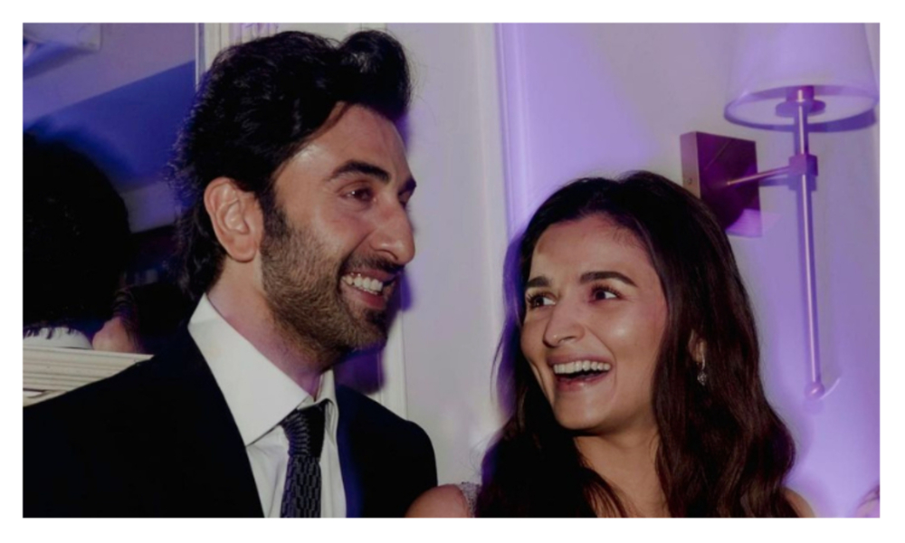 కవల పిల్లలకు జన్మనివ్వబోతున్న స్టార్ హీరోయిన్ !