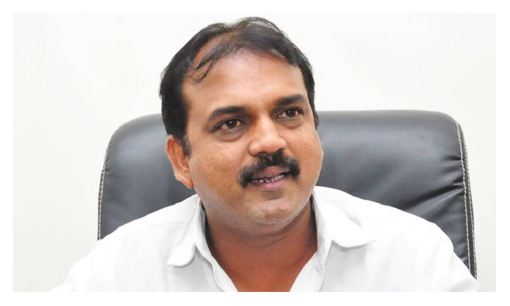 స్టార్ డైరెక్టర్ కొరటాల శివ ఆస్తుల విలువ ఎంతో తెలిస్తే కళ్లు జిగేలే?