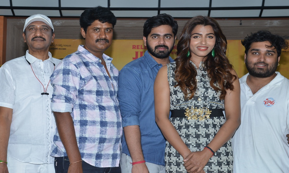 సాయిధ‌న్సిక ప్ర‌ధాన పాత్ర‌లో అంద‌రినీ అల‌రించ‌డానికి జూలై 1న రాబోతున్న `షికారు`