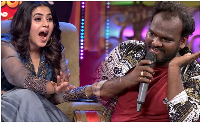 ఇమాన్యుయేల్  చేసిన పనికి వాంతులు చేసుకున్న వర్ష.. పూర్ణ పై ఫైర్ అయిన ఇమాన్యుయేల్ ?