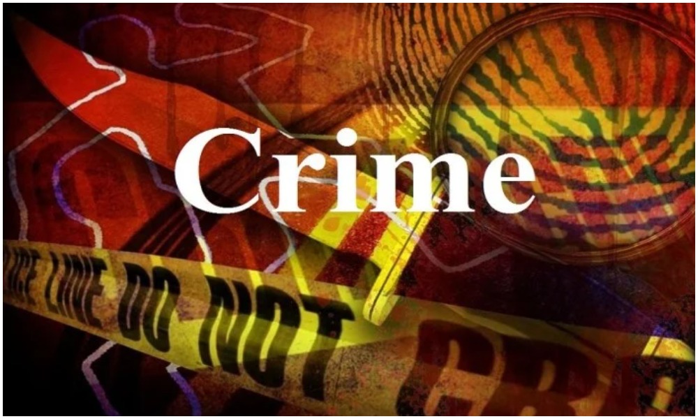 తండ్రిని చంపి ఇంటికి నిప్పు పెట్టిన కూతుర్లు..కారణం తెలిస్తే షాక్ అవ్వాల్సిందే!