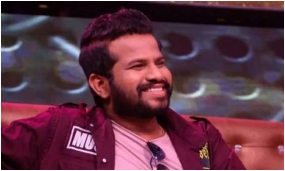 ఆ సీఎం డైలాగులు చెబుతూ మరోసారి వివాదంలో చిక్కుకున్న హైపర్ ఆది.. ట్రోల్ చేస్తున్న ఫ్యాన్స్!