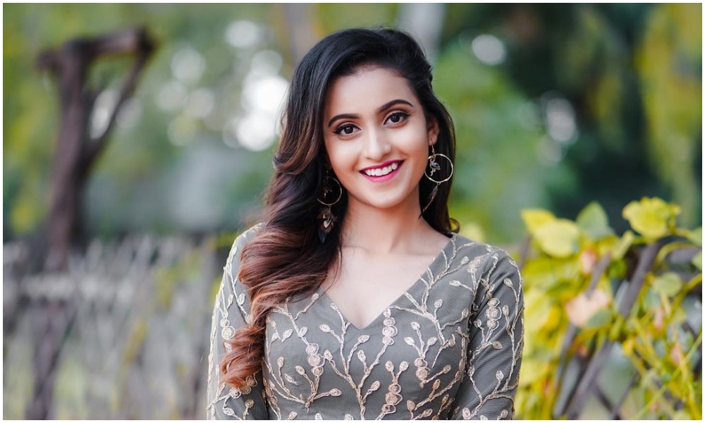 Deepika Pilli: నిద్రలేని రాత్రులు గడుపుతున్న బుల్లితెర యాంకర్.. కారణం ఏమిటో…?