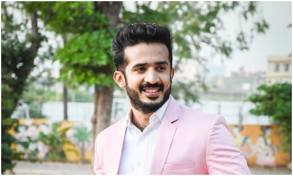 పక్షపాత ధోరణి ఎందుకు అంటూ ప్రశ్నించిన నెటిజన్ కి అదిరిపోయే సమధానం చెప్పిన రవి…!