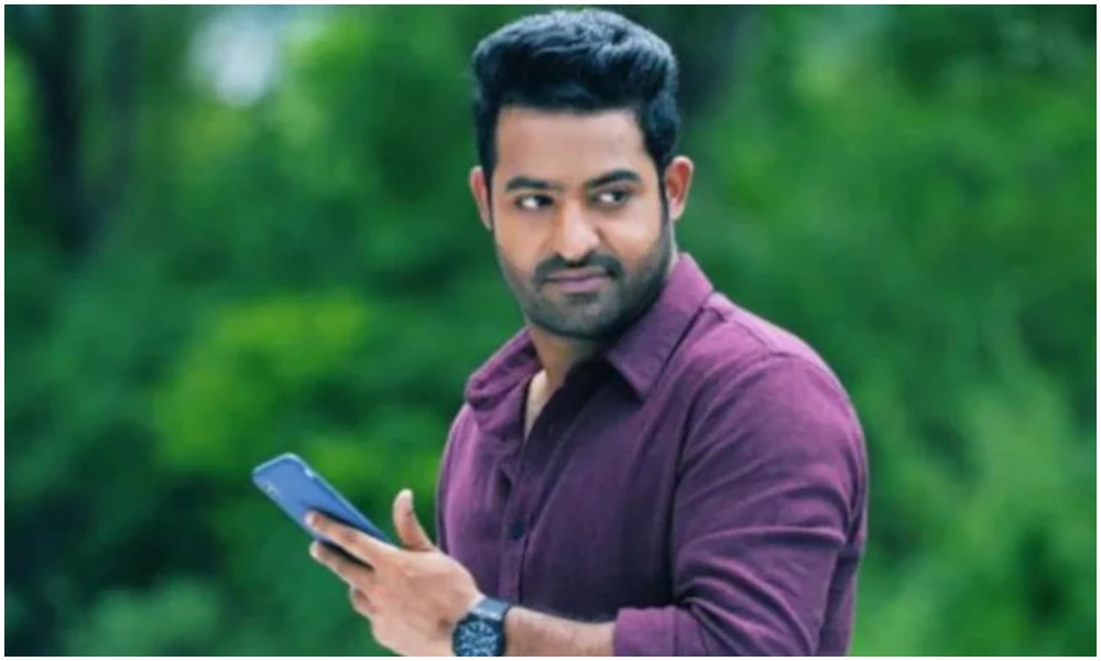 టాలీవుడ్ ఇండస్ట్రీలో ఎన్టీఆర్ కు మాత్రమే సొంతమైన రికార్డ్ ఏంటో తెలుసా?