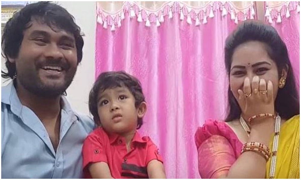 క్యాష్ కార్యక్రమంలో తన ప్రేమ విషయాన్ని బయటపెట్టిన అదుర్స్ ఆనంద్..?