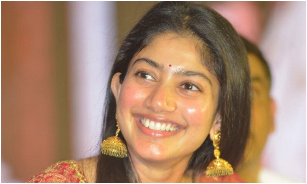 తాను నటించిన సినిమా ప్లాప్ అయినందుకు రెమ్యూనరేషన్ వద్దన్న సాయి పల్లవి..!