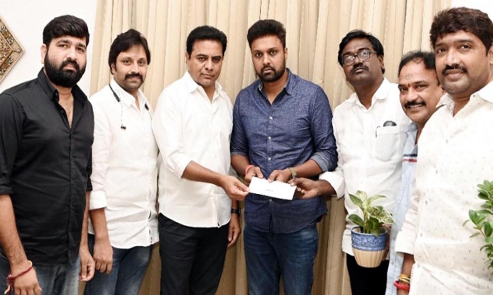 వరద బాధితులకు రెండు లక్షల విరాళం ఇచ్చిన ‘నచ్చింది గర్ల్ ఫ్రెండ్’ టీమ్!