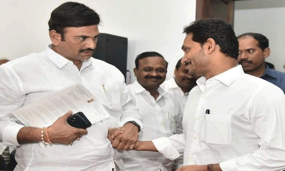 రఘురామ ప్రస్తుతానికి హ్యపీ.! వాట్ నెక్స్‌ట్.?