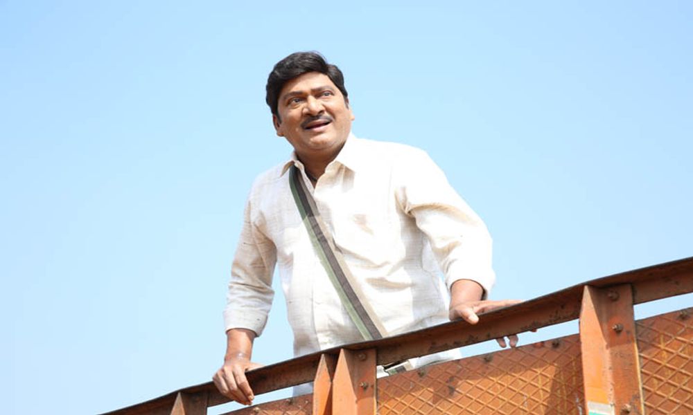 నటకిరీటి రాజేంద్ర ప్రసాద్ కోసం శంకర్ మహదేవన్