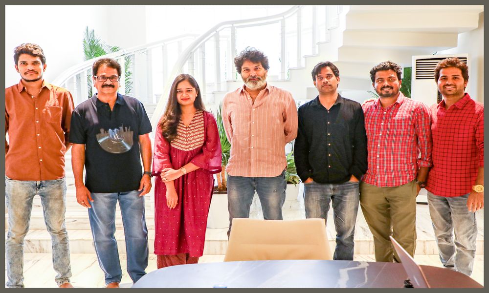  ‘ఫస్ట్ డే ఫస్ట్ షో’ టీజర్‌ లాంచ్ చేసిన స్టార్ డైరెక్టర్ త్రివిక్రమ్ శ్రీనివాస్