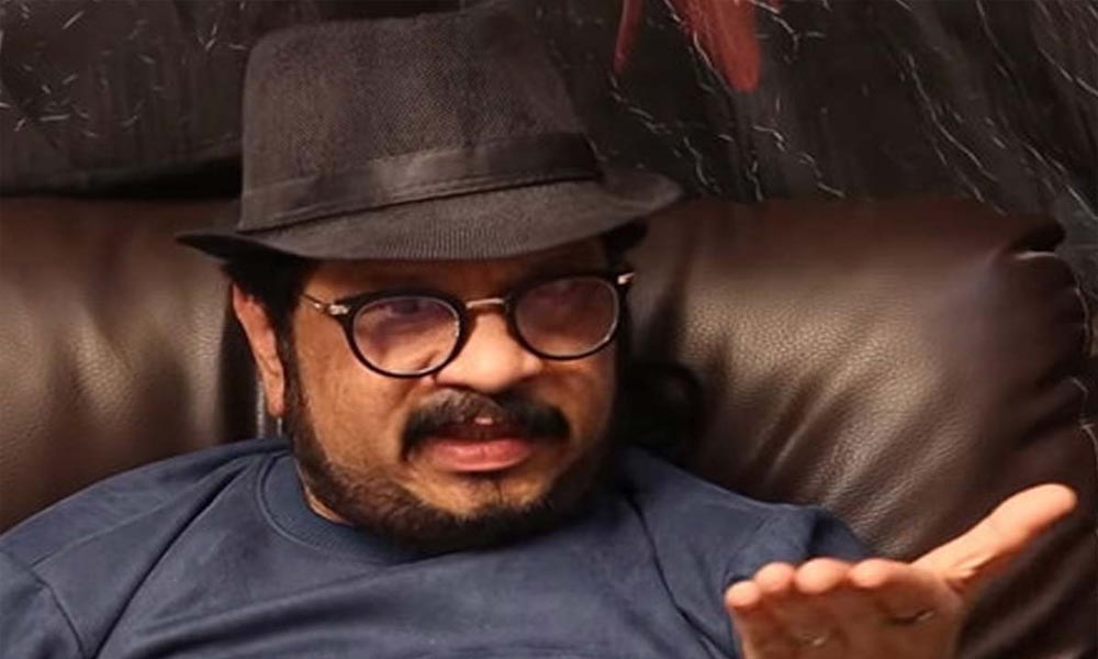 ఐరన్ లెగ్ లకు లైఫ్ ఇచ్చిన ఘనత శ్యాంప్రసాద్ రెడ్డిది.. వాడు పెద్ద గొట్టం: గీతాకృష్ణ