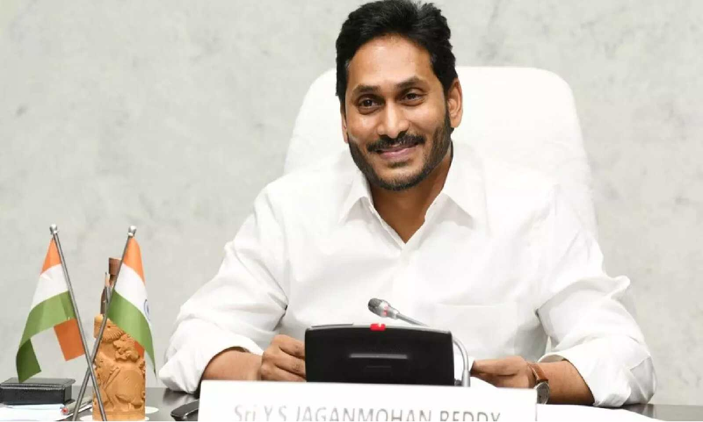 వైసీపీ కొంప ముంచనున్న ‘కుల’ ప్రస్తావన.!