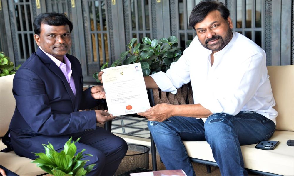 డాక్టర్ రమేష్ చిన్నమూల కు మెగాభినందనలు