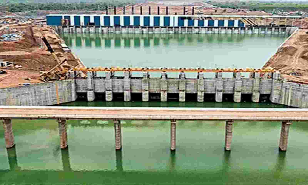 నిన్న పోలవరం, నేడు కాళేశ్వరం.! కేంద్రం నుంచి అదే షాక్.!