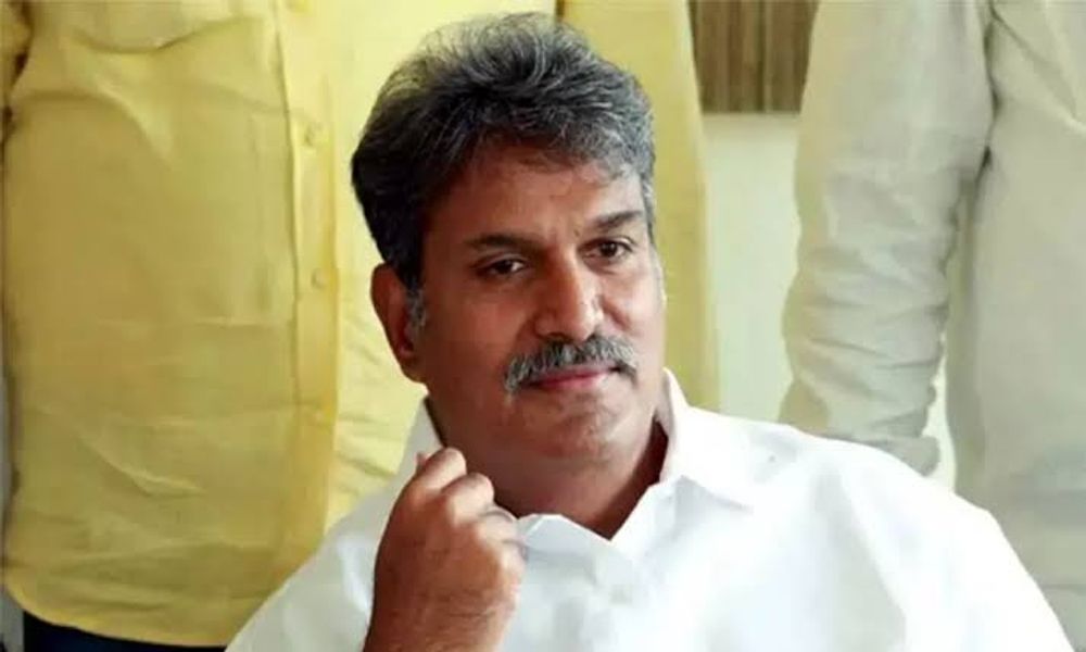 చంద్రబాబుకి షాక్ ఇవ్వనున్న టీడీపీ ఎంపీ.!