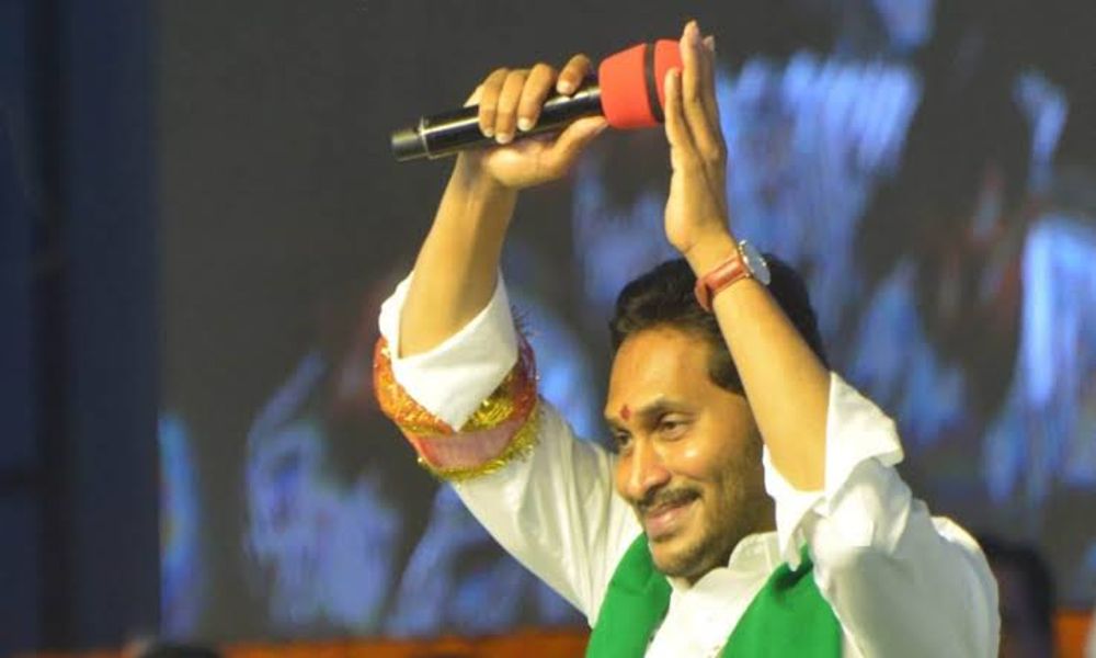 వైసీపీ ప్లీనరీ ముగిసింది.! ఏం సంకేతం జనాల్లోకి వెళ్ళింది.!