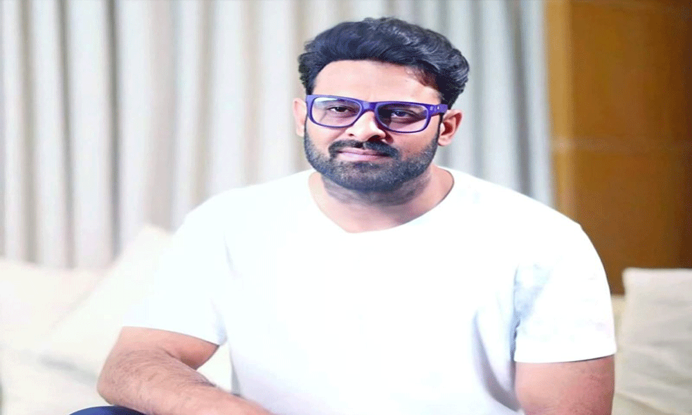 ప్ర‌భాస్ ఫ్యాన్స్‌ని వెంటాడుతున్న భ‌యం