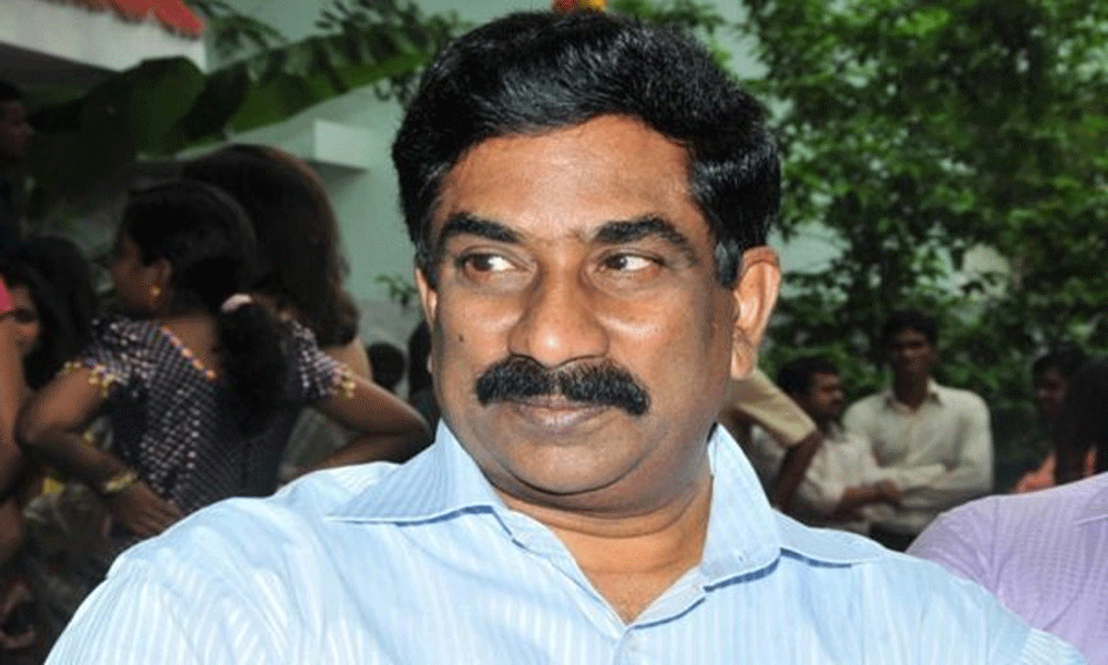 పరువు నష్టం దావా.! ఏబీఎన్ రాధాకృష్ణకి మాత్రమే ‘అది’ వుందా.?