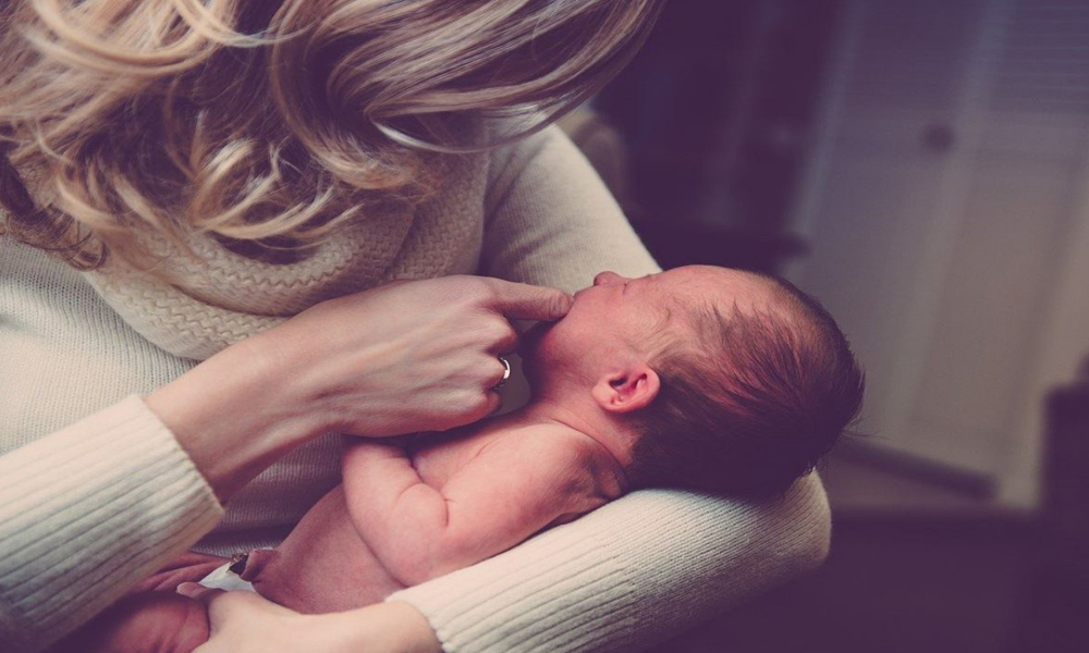 పాలిచ్చే తల్లులు బిడ్డకు సరిపడా పాలు కావాలంటే ఇవి తీసుకోవాల్సిందే?