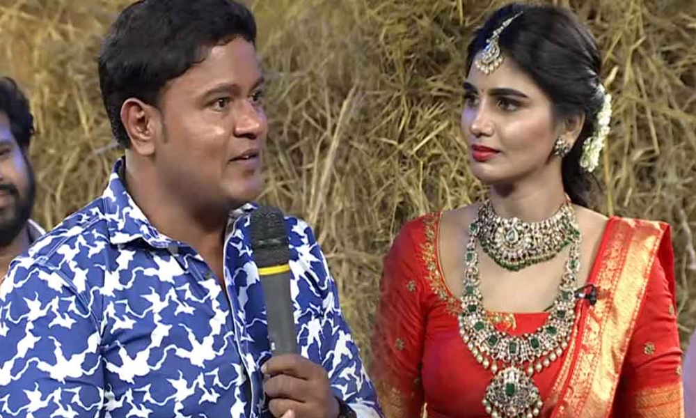 జబర్దస్త్ వర్ష ప్లాస్టిక్ సర్జరీ…  విషయం బయటపెట్టిన బుల్లెట్ భాస్కర్?