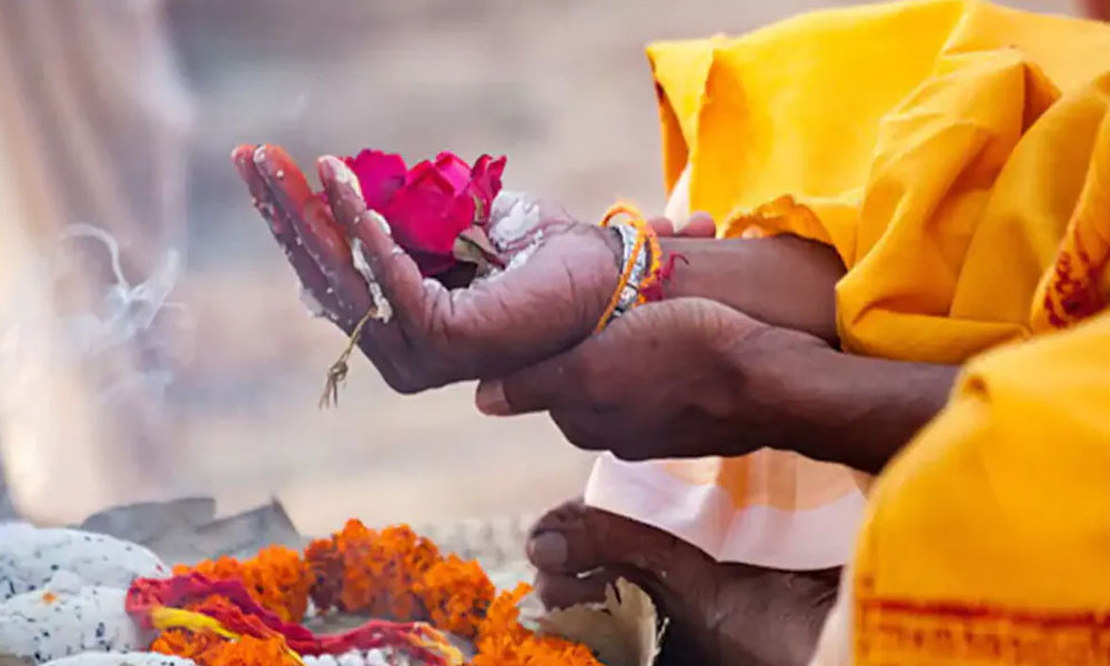 ఈ ఏడాది పితృపక్షం ఎప్పుడు.. పితృపక్షంలో ఏం చేయాలి?