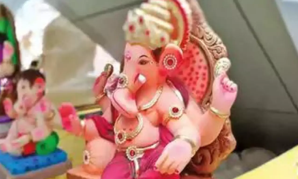 వినాయక చవితిపై ఏపీలో చెత్త రాజకీయం.!