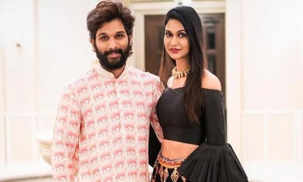 ఆ అమ్మాయితో క్లోజ్ గా ఉన్న అల్లుఅర్జున్.. సీరియస్ వార్నింగ్ ఇచ్చిన స్నేహ రెడ్డి.. వైరల్ అవుతున్న వీడియో!