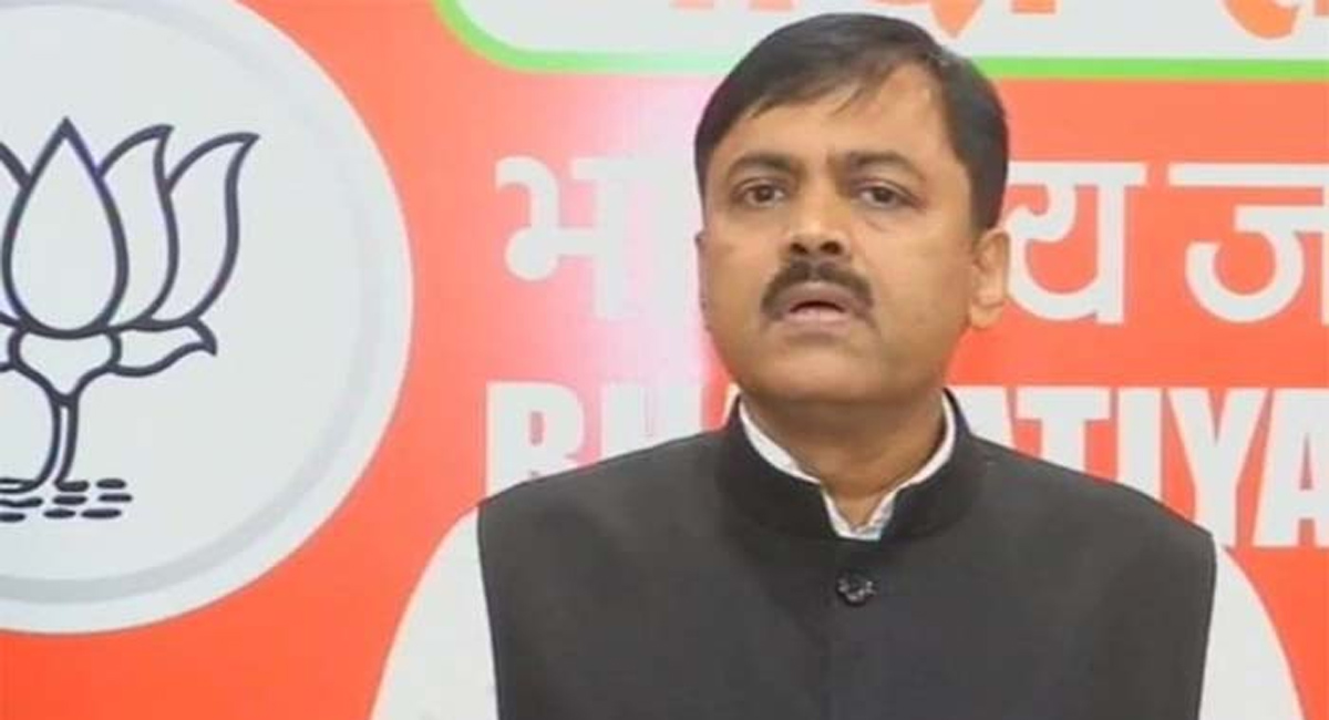 విశాఖలో 50,000 ఓట్ల గల్లంతు.. ఎన్నికల వేడి అప్పుడే మొదలైందా?