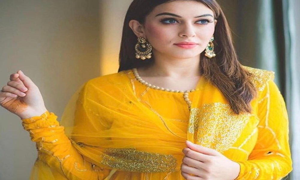 తన పెళ్లిపై అందరికీ షాకిచ్చిన హీరోయిన్ హన్సిక.!