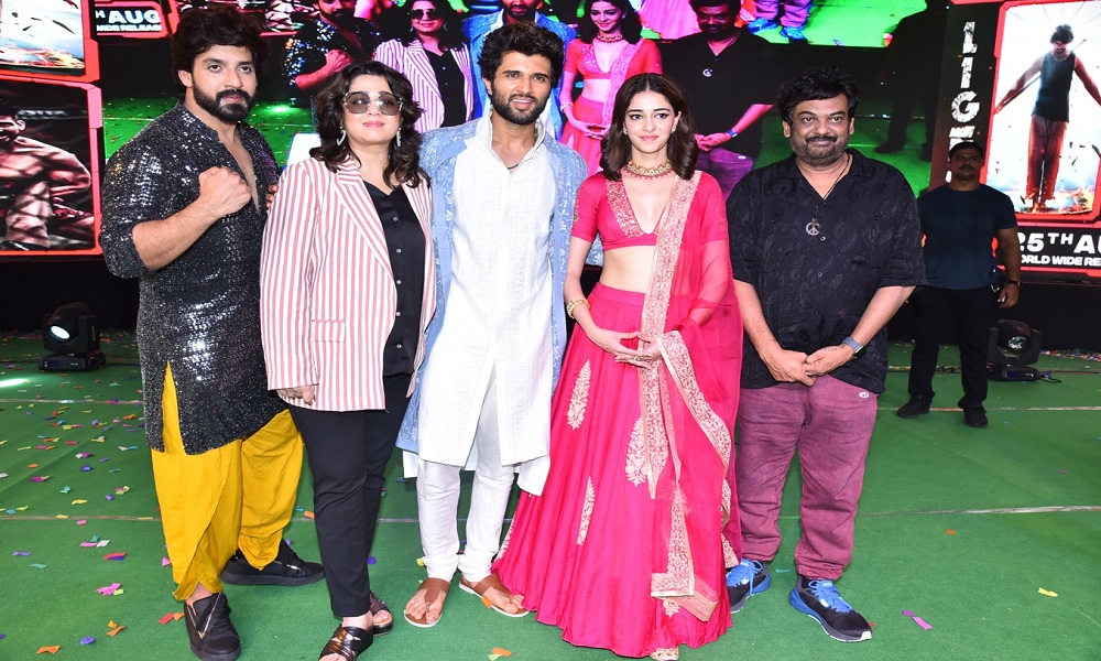 ‘లైగర్’ కుమ్మేస్తుంది.. నేను గ్యారెంటీ : విజయ్ దేవరకొండ