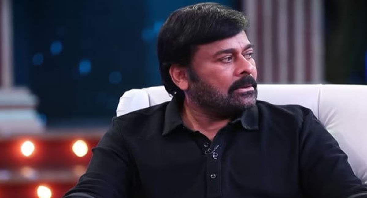 కోట్లు ఖర్చు చేసి మెగాస్టార్ పుట్టినరోజును సెలబ్రేట్ చేసిన అభిమానులు.. ఎన్ని కోట్లో తెలిస్తే షాక్ అవ్వాల్సిందే!