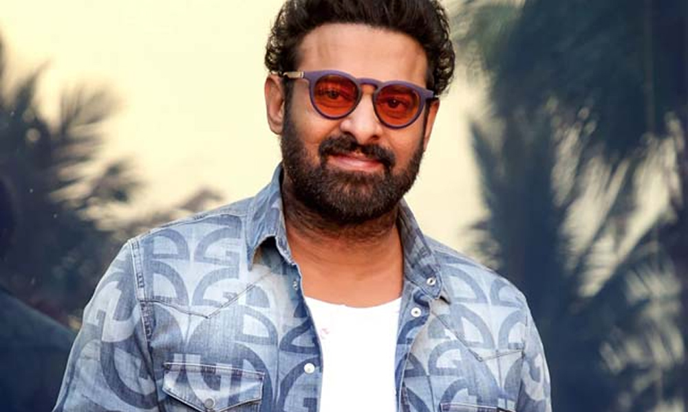 ఘనంగా ప్రభాస్ నిశ్చితార్థం.. నెట్టింట ఫోటోలు వైరల్!