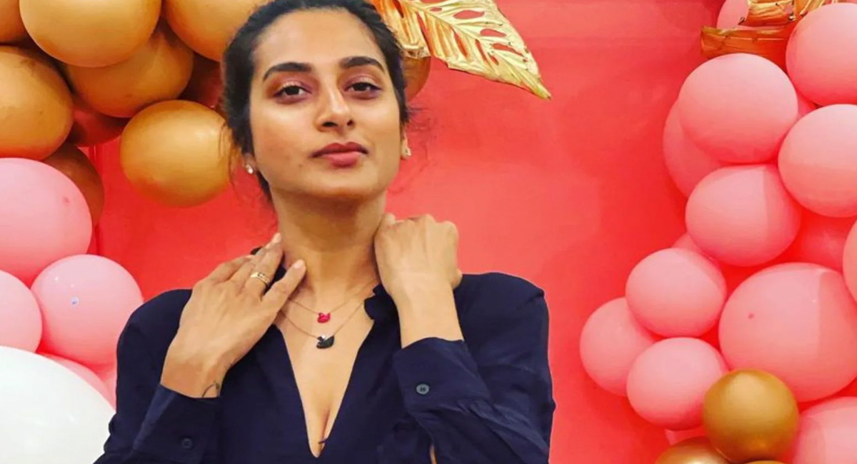 రెండో పెళ్ళి, బాయ్ ఫ్రెండ్ గురించి షాకింగ్ కామెంట్స్ చేసిన సురేఖ వాణి.. కోరికలు మామూలుగా లేవుగా..?