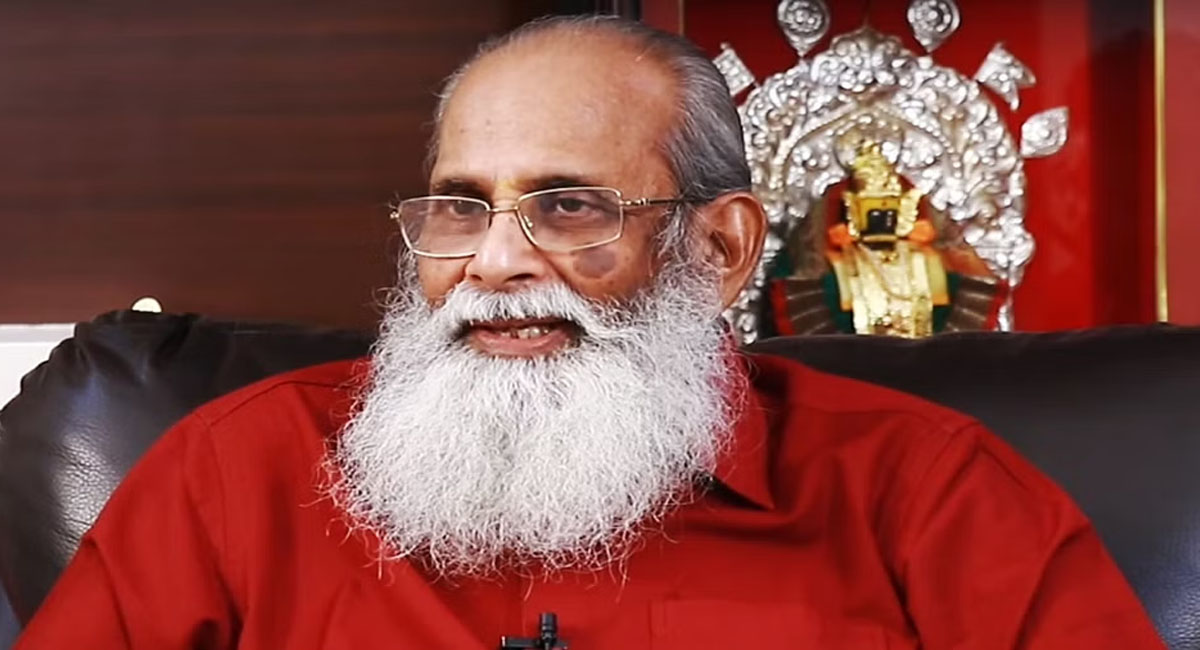 షాకింగ్ : విజయేంద్ర ప్రసాద్ ని టార్గెట్ చేసిన కుల మీడియా?