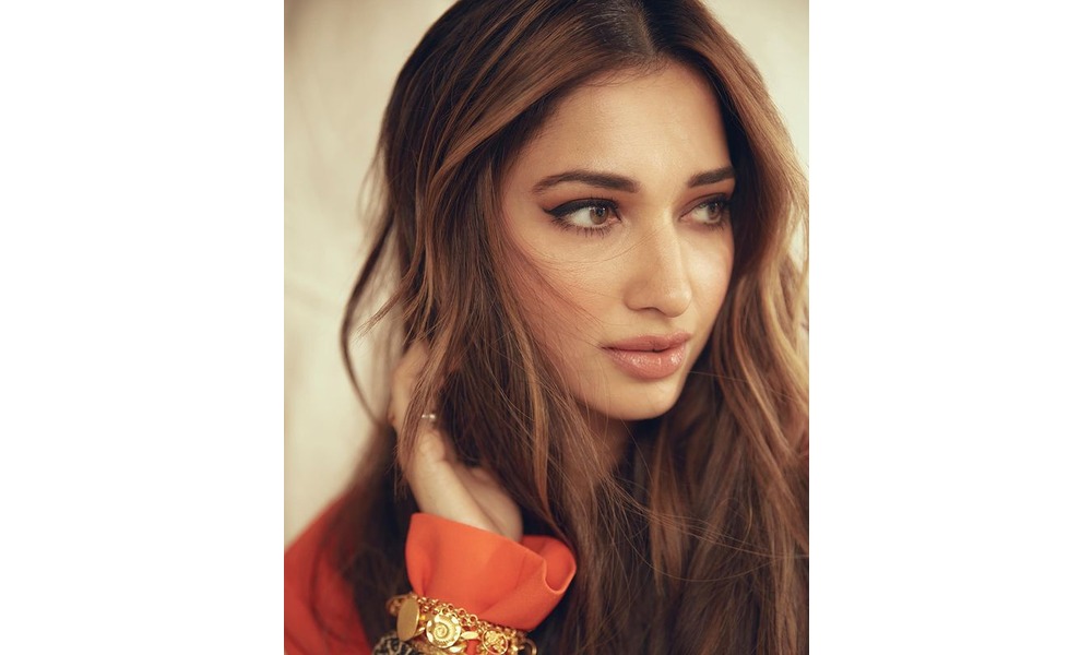 *పాన్ ఇండియా హీరోయిన్ తమన్నా నటించిన “బబ్లీ బౌన్సర్” ట్రైలర్ విడుదల*