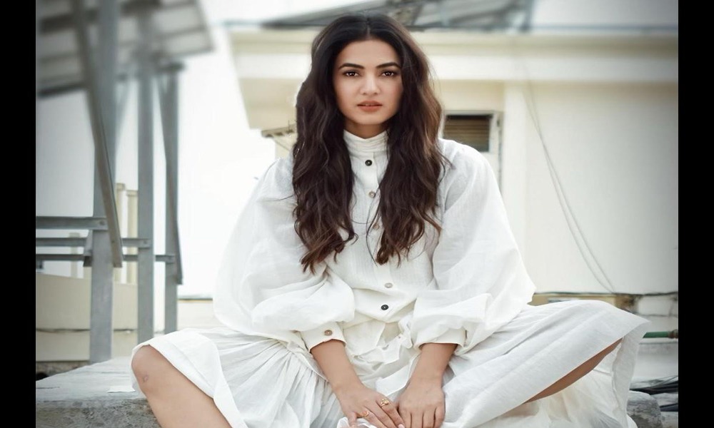 ది ఘోస్ట్’ లో నా డ్రీమ్ లో చేశా.. సినిమా కంప్లీట్ యాక్షన్ పవర్ ప్యాక్డ్ ఎంటర్ టైనర్ :  హీరోయిన్ సోనాల్ చౌహాన్ ఇంటర్వ్యూ