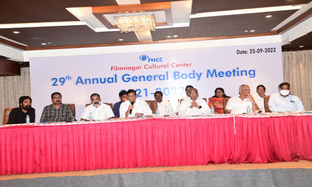 హోరాహోరీగా ఫిలింనగర్ కల్చరల్ సెంటర్ ఎన్నికలు