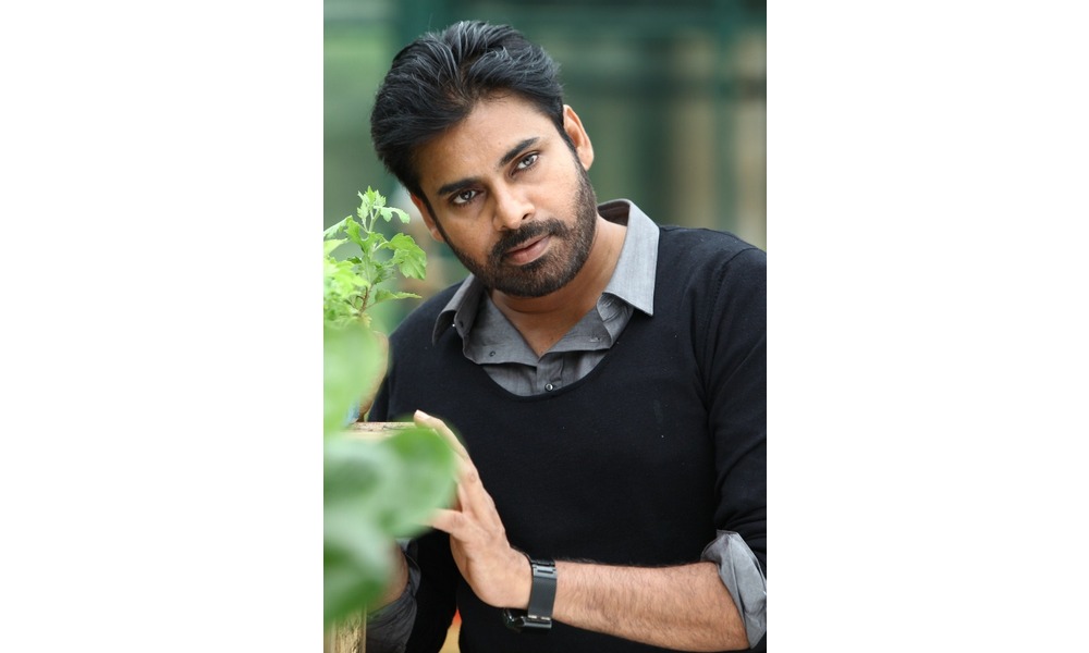 మళ్ళీ అదే రోల్ లో పవన్ కళ్యాణ్…ఈ సారైనా సక్సెస్ కొడతాడా?