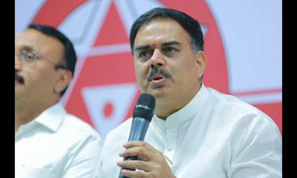 జనసేనను నాదెండ్ల మనోహర్ వీడతారా.? వైసీపీలో చేరబోతున్నారా.?