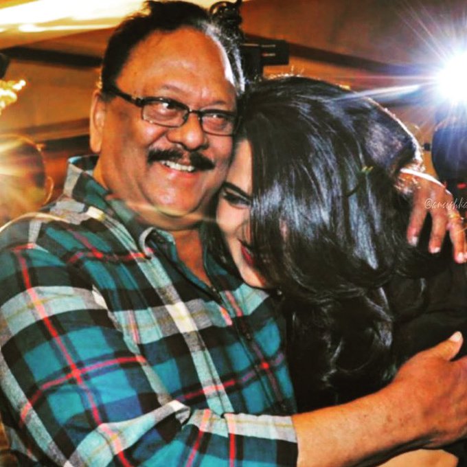 వైరల్ : కృష్ణం రాజు మరణం పట్ల అనుష్క ఎమోషనల్ పోస్ట్..!