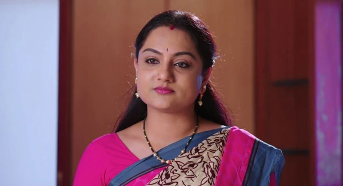 గుప్పెడంత మనసు సీరియల్ లో ధరణి పాత్ర పోషించే జ్యోతి పూర్ణిమ.. తప్పుకోవడానికి అసలు కారణం ఇదేనా!