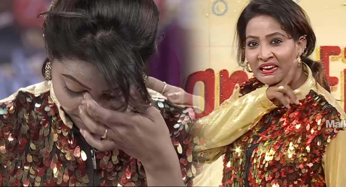 ఒకప్పుడు పరువు తీస్తున్నావ్ అన్న వాల్లే ఇప్పుడు పోగుడుతున్నారు… ఎమోషనల్ అయిన ఝాన్సీ!