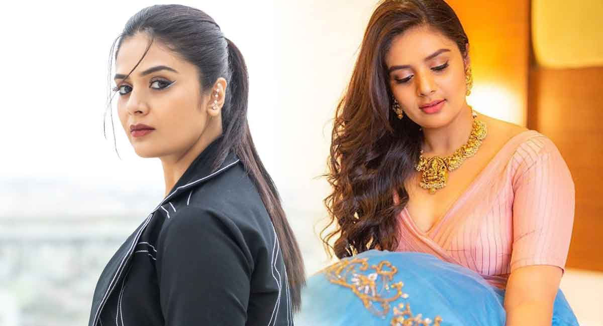 సైమా అవార్డ్ ఫంక్షన్ కి భారీ రెమ్యునరేషన్ తీసుకున్న శ్రీముఖి.. ఎంతంటే?