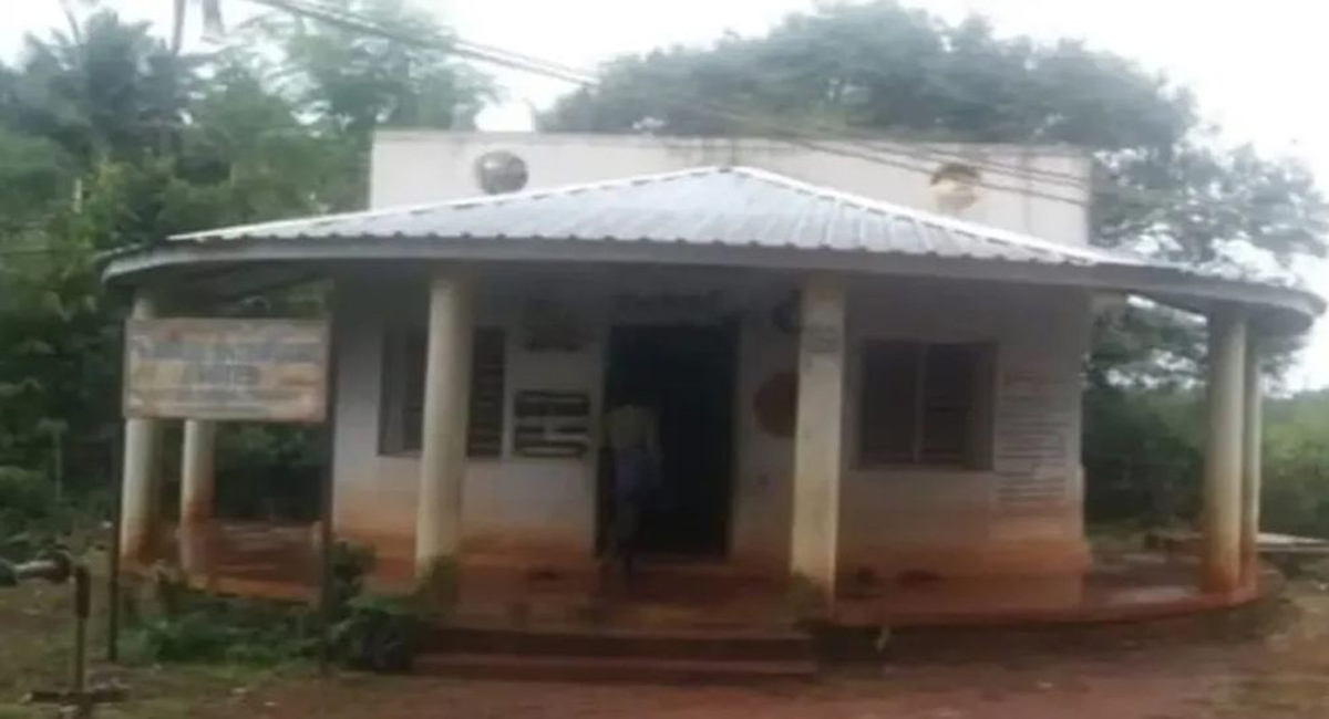 తరచూ పాస్ పోస్తున్నాడని చిన్నారి మర్మాంగాలకు వాత పెట్టిన అంగన్వాడి టీచర్.. ఎక్కడంటే?