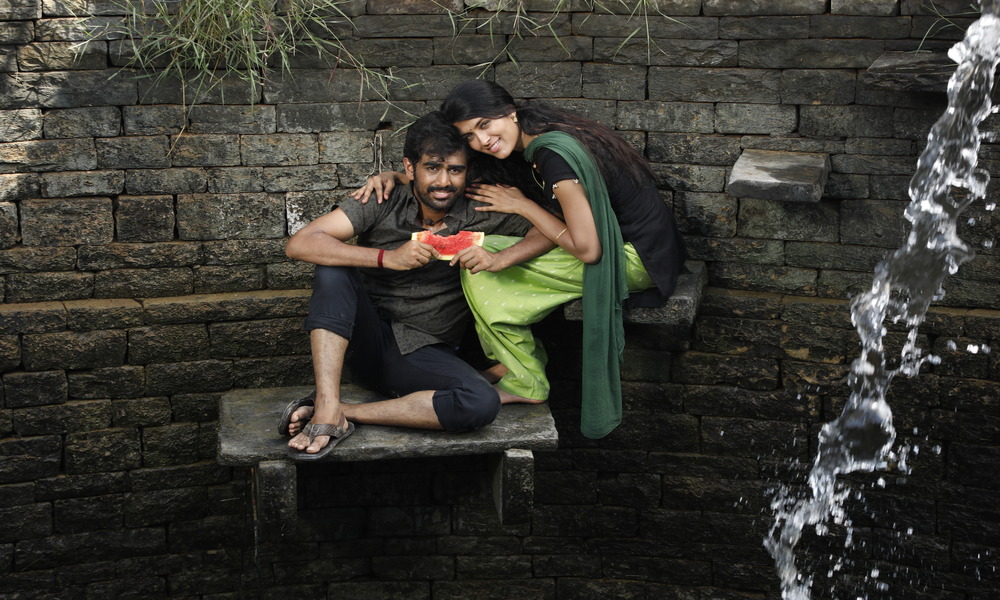 దర్శకుడు తేజ ‘అహింస’ నుండి ‘కమ్మగుంటదే’ పాట విడుదల  