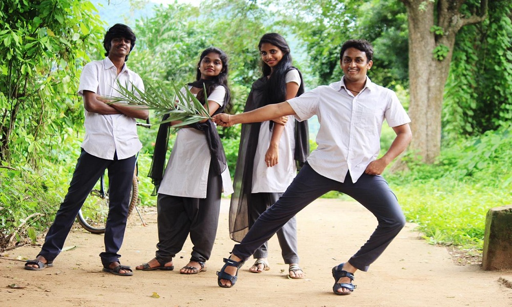 “వెల్కమ్ టు తిహార్ కాలేజ్” ఒక కాలేజ్ క్యాంపస్ కథ