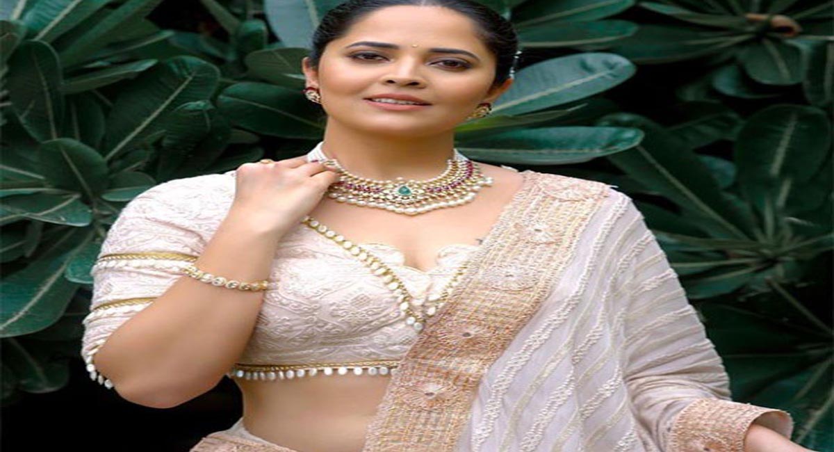 అందుకే గాడ్ ఫాదర్ ప్రమోషన్లకు దూరంగా ఉన్నా: అనసూయ