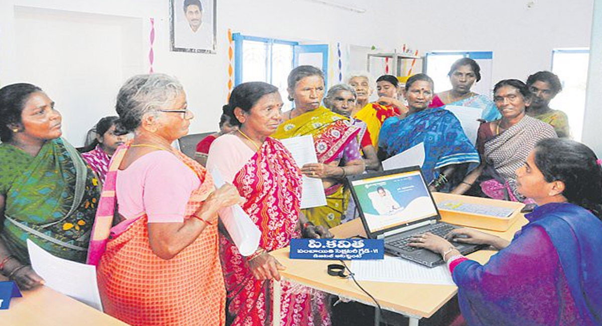 సచివాలయాల్లో సరికొత్త సేవలు… పదేపదే దరఖాస్తు చేసుకోవాల్సిన అవసరం లేదు..?