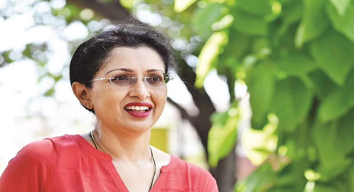 క్యాన్సర్ ను పోరాడి మీడియా ముందుకొచ్చిన నటి గౌతమి.. దాంతో వయసుకు సంబంధం లేదంటూ?